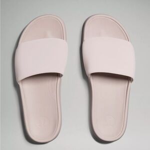 Lululemon Women's Restfeel Slide - Size 8